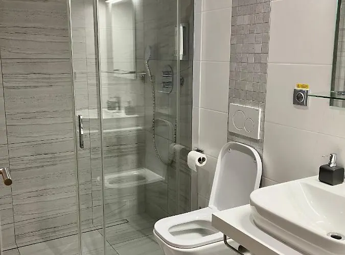 Zahradni 3*
